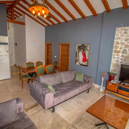 Patara Titanic 3+1 Villa, Oezel Havuzlu, Villa