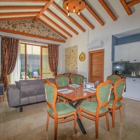 Patara Titanic 3+1 Villa, Oezel Havuzlu, * Φετιγιέ