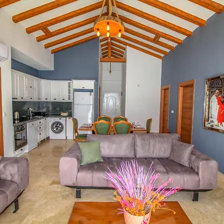 Villa Patara Titanic 3+1 Villa, Oezel Havuzlu,