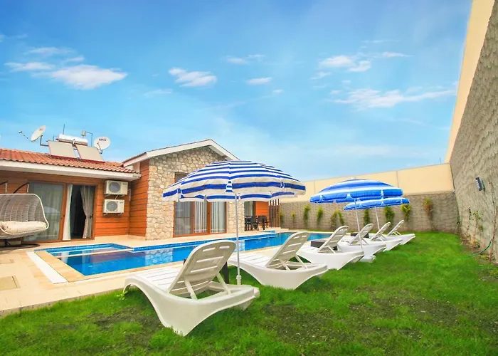 Patara Titanic 3+1 Villa, Oezel Havuzlu,